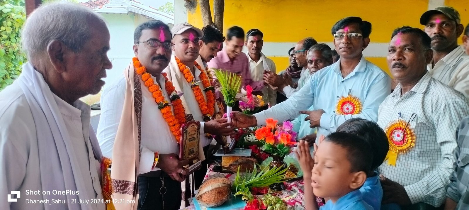 प्रेस विज्ञप्तिपदोन्नति हुए शिक्षकों का गुरु पूर्णिमा पर प्राथमिक शाला सेम्हरडीह से विदाई व सह-सम्मान किया गया।